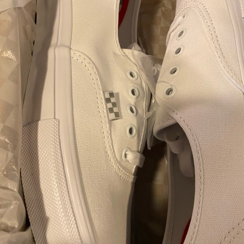 COPY - Vans new era low pro comfy crush white size 10